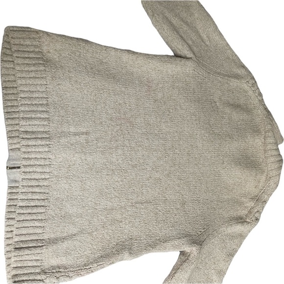 Tommy Hilfiger ivory sweater - Picture 3 of 5